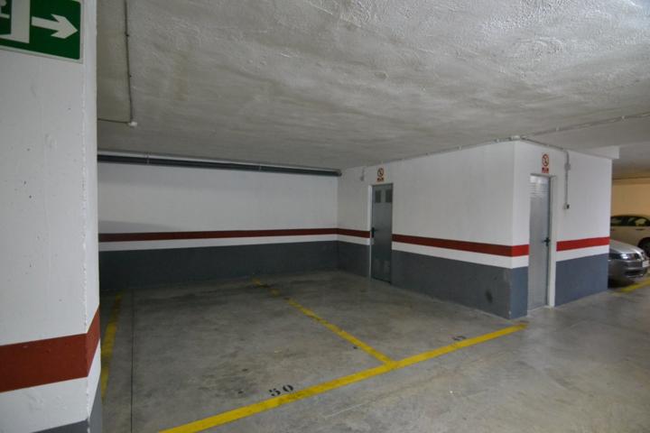 DOS PLAZAS de GARAJE + TRASTERO. Museros (Emperador) photo 0