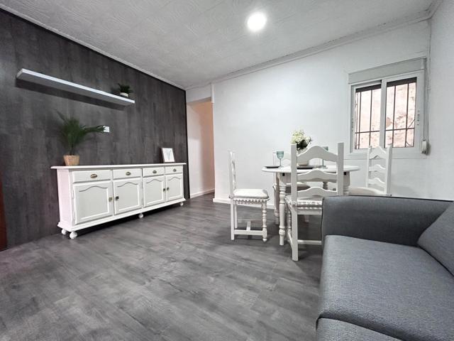 ESPACIOSA Y ACOGEDORA VIVIENDA EN PLANTA BAJA! photo 0