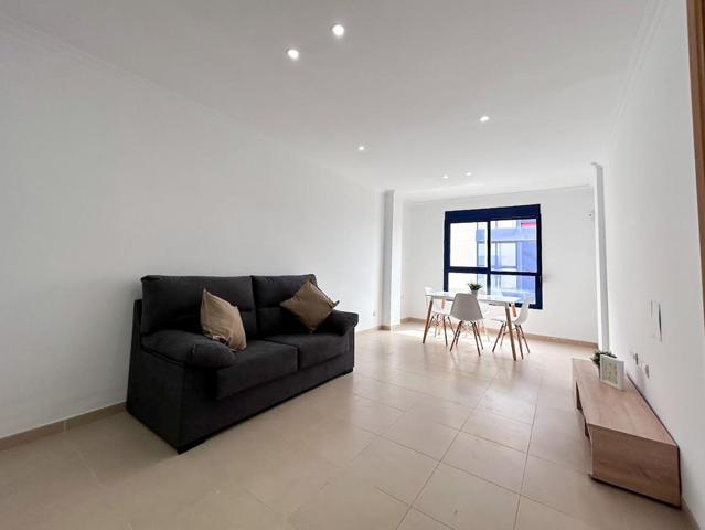 PISO DE DOS DORMITORIOS A LA VENTA EN LA LLOSA photo 0