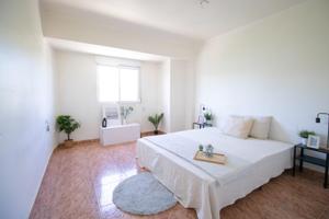 ¡Oportunidad única en El Cabañal! A 4 minutos de la playa y junto a la UPV! photo 0