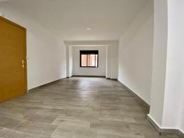 Piso reformado con terraza privada en Puçol photo 0
