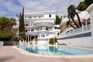 Villa de lujo reformada en 2025 en la urbanización privada El Picayo photo 0