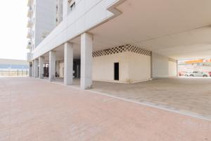 Alquiler de bajos comerciales en Plaza Agulló, Burjassot photo 0