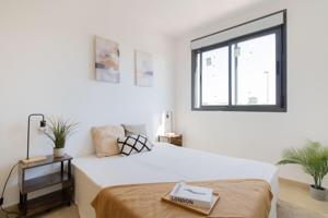 Piso a estrenar en Moncofa pueblo, con piscina y cerca del mar! photo 0