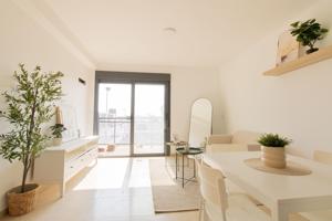 Piso a estrenar en Moncofa pueblo, con piscina y cerca del mar! photo 0