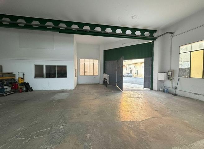 ¡Oportunidad Única! Nave Industrial-Almacén en alquiler en Albuixech photo 0