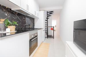 Casa reformada en el casco antiguo de Puçol – Lista para entrar a vivir photo 0