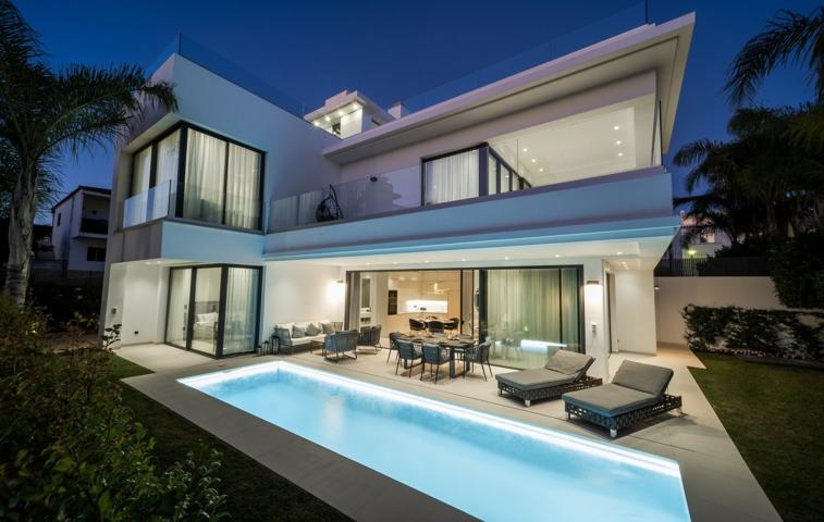 Villas modernas de lujo, a 5 minutos de Puerto Banús photo 0