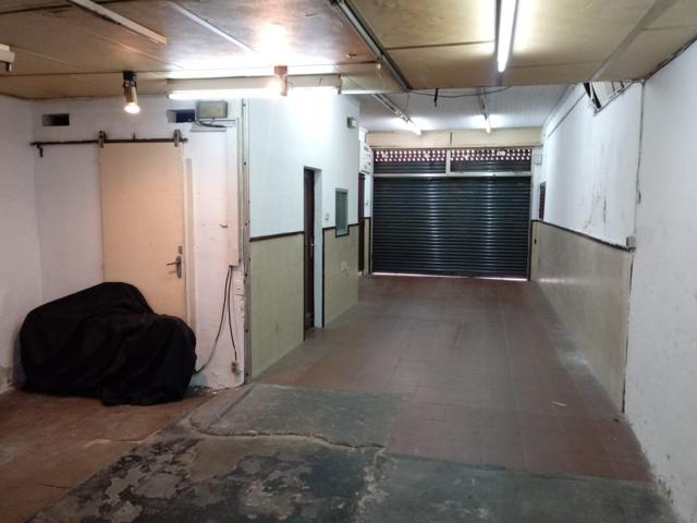 Gran local comercial situado en la zona Centro de Mataró. photo 0