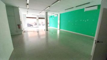 muy visible, zona de paso photo 0