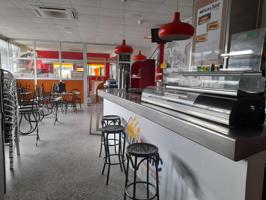 Local comercial con terraza en Dosrius photo 0