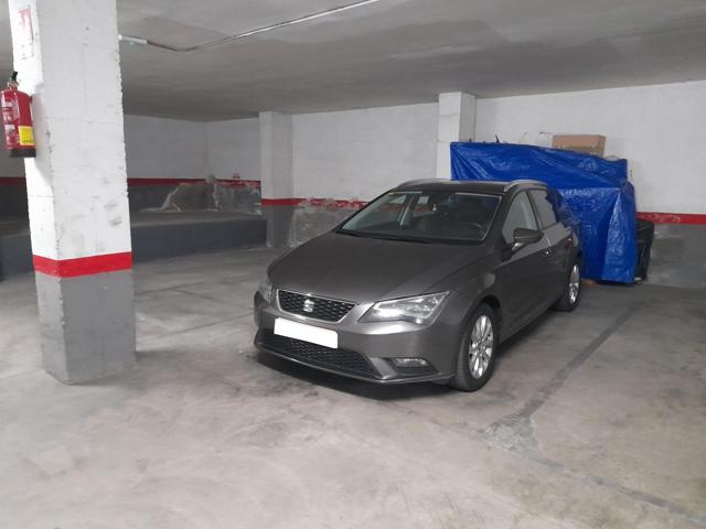 Parking en Mataró con muy buena ubicación de 12 m2 photo 0