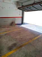 Plaza de parking en alquiler cerca de la Basílica de Santa María en Mataró - Centro photo 0