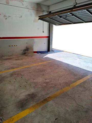 Plaza de parking en alquiler cerca de la Basílica de Santa María en Mataró - Centro photo 0