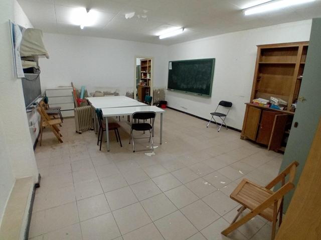 Local en planta baja de 99m2 con cocina photo 0