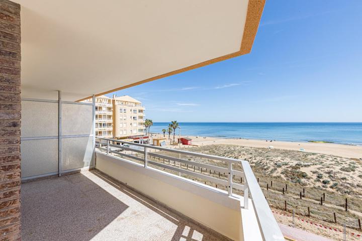 PISO EN LA MATA-TORREVIEJA CON TERRAZA ESPECTACULAR EN PRIMERA LINEA DE PLAYA photo 0