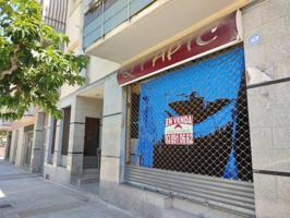 Local en venta en Sant Sadurní d'Anoia photo 0