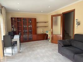 Unifamiliar adosada - Guissona photo 0