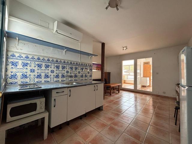 Piso En venta en Embajadores - Centro, Madrid photo 0