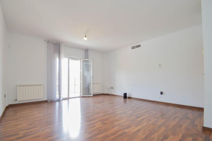 Piso de 2 dormitorios en Atarfe. photo 0