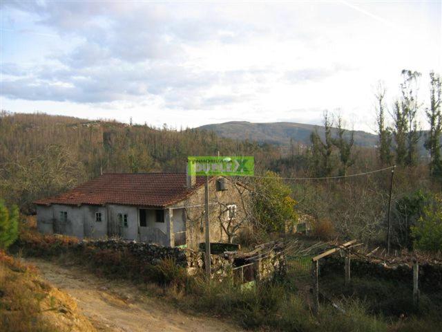 Casa En venta en Campo Lameiro photo 0