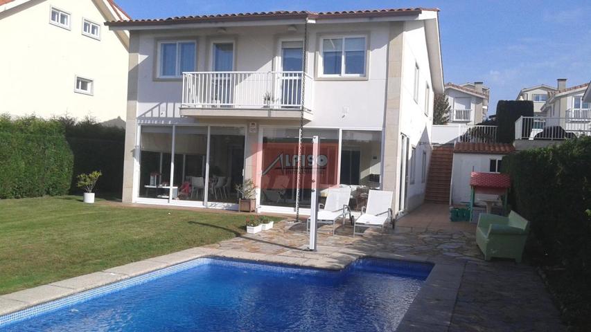 Unifamiliar En venta en Ourense photo 0