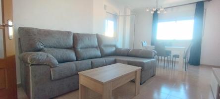 Piso de 4 dormitorios reformado junto a la Uned photo 0