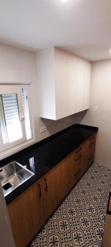 Habitación en alquiler en Sevilla de 70 m2 photo 0