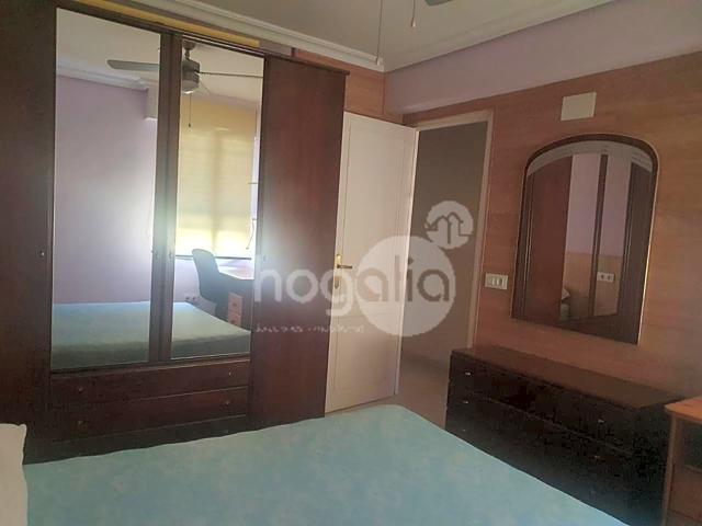 Piso en alquiler en Sevilla de 90 m2 photo 0