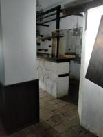 Local en venta en Sevilla de 56 m2 photo 0