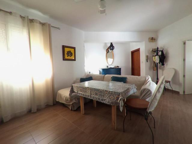 Habitación en alquiler en Sevilla de 12 m2 photo 0