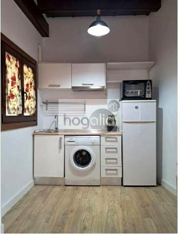Estudio en alquiler en Sevilla de 38 m2 photo 0