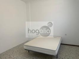 Piso en alquiler en Sevilla de 60 m2 photo 0
