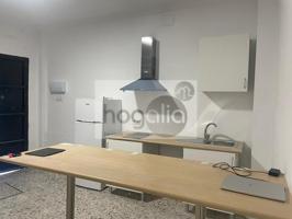 Piso en alquiler en Sevilla de 60 m2 photo 0