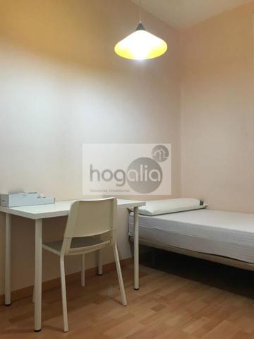 Piso en alquiler en Sevilla de 90 m2 photo 0