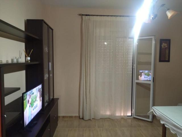 Piso en alquiler en Sevilla de 80 m2 photo 0