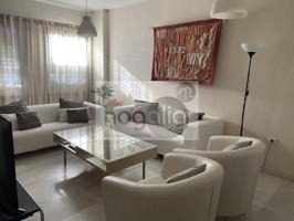 Piso en alquiler en Sevilla de 110 m2 photo 0