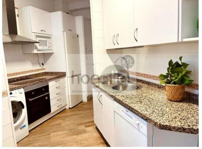 Piso en alquiler en Sevilla de 130 m2 photo 0