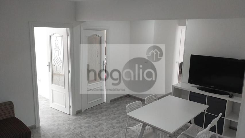 Piso en alquiler en Sevilla de 80 m2 photo 0