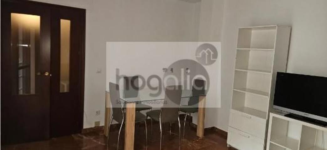 Piso en alquiler en Sevilla de 45 m2 photo 0