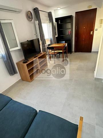 Piso en alquiler en Sevilla de 50 m2 photo 0