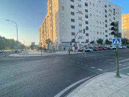 Plaza De Parking en venta en Sevilla de 12 m2 photo 0