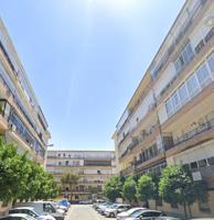 Piso en venta en Sevilla de 84 m2 photo 0