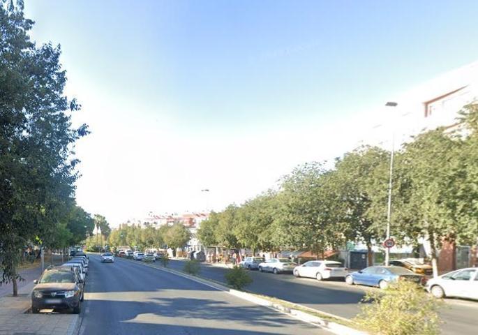 Piso en venta en Sevilla de 96 m2 photo 0