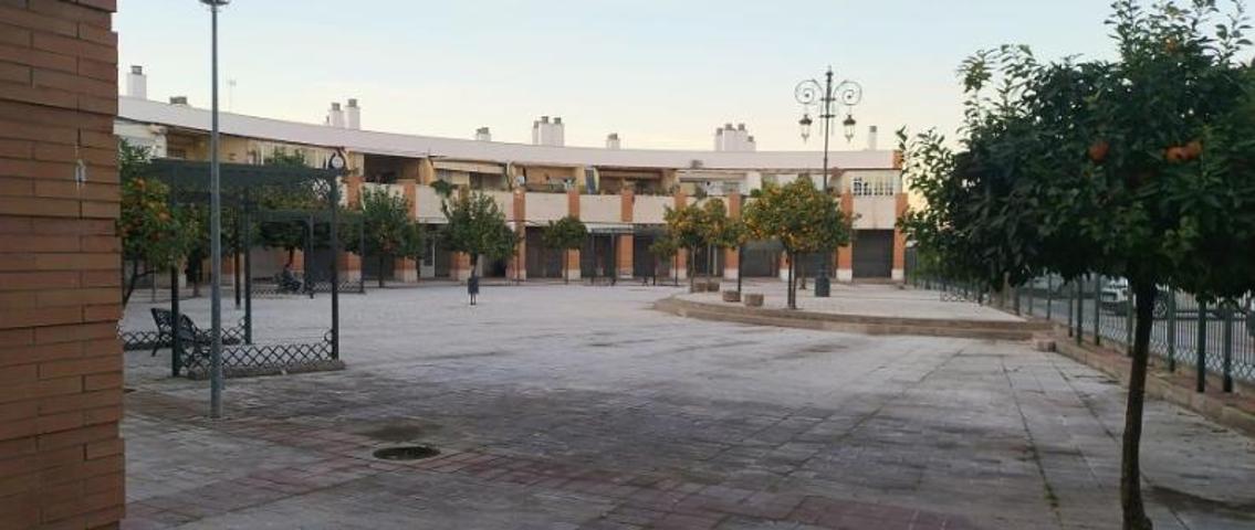 Local en venta en Gelves de 118 m2 photo 0