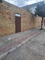 Terreno en venta en Dos Hermanas de 240 m2 photo 0