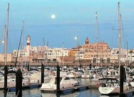 Piso En venta en Centro - La Costilla, Rota photo 0