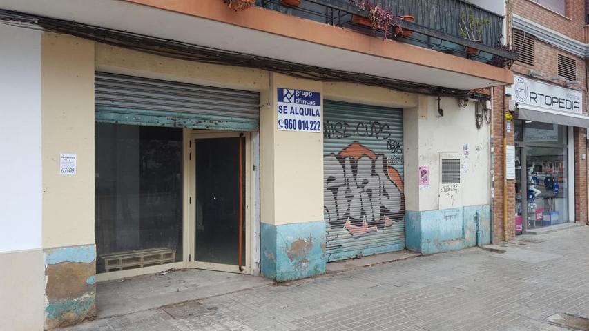Local en venta en Valencia de 121 m2 photo 0