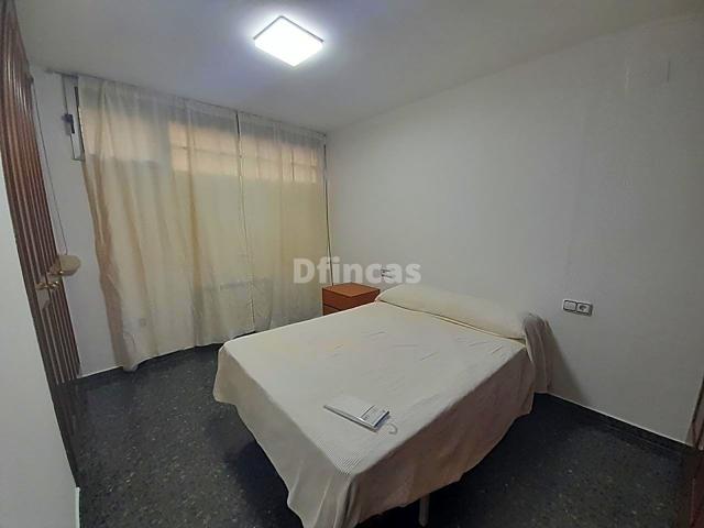 Piso de 2 habitaciones en plaza San Sebastián photo 0
