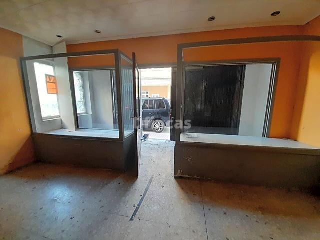 Local comercial junto al ascensor San Julián photo 0